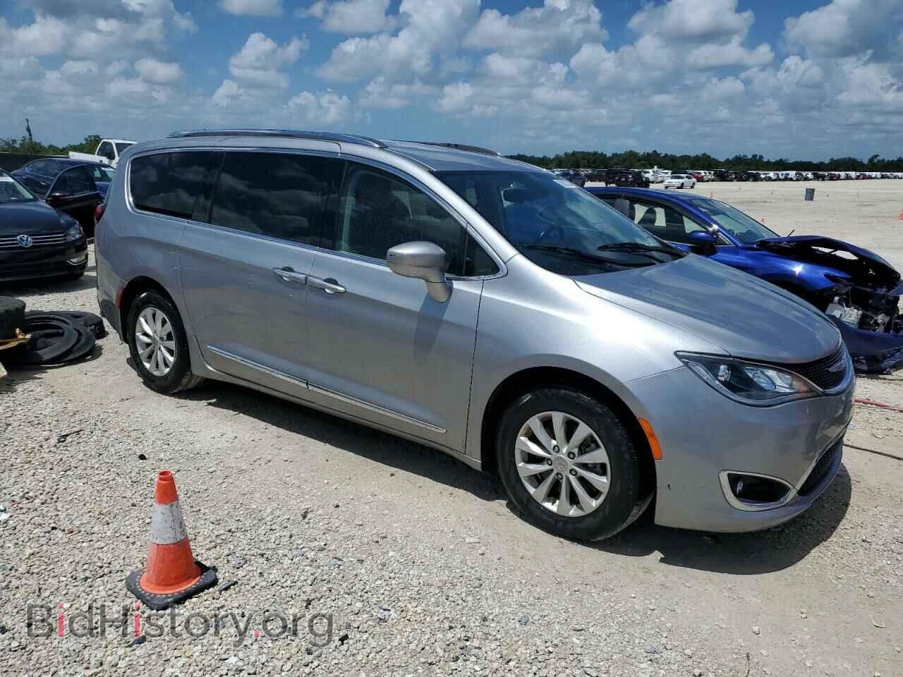 2019 CHRYSLER PACIFICA - VIN: 2C4RC1BG4KR593238 - Фото 4