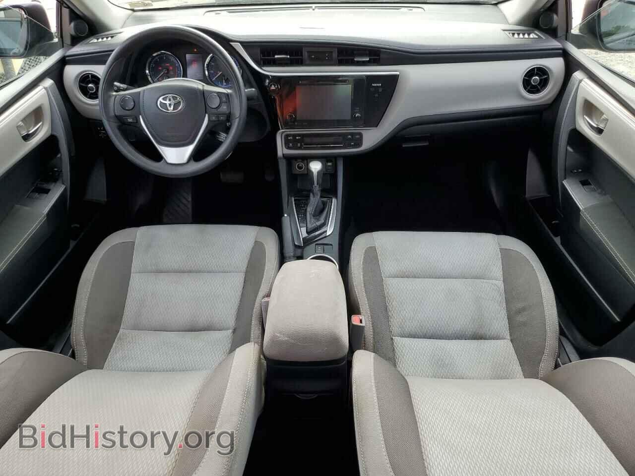 2017 TOYOTA COROLLA - VIN: 2T1BURHEXHC863388 - Фото 8