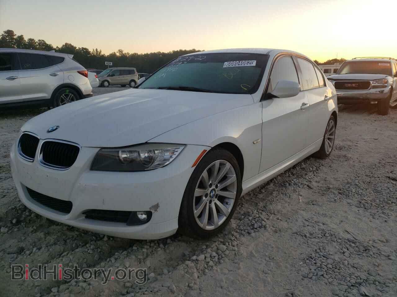 2011 BMW 3 SERIES - VIN: WBAPH5C50BA442797 - Фото 2