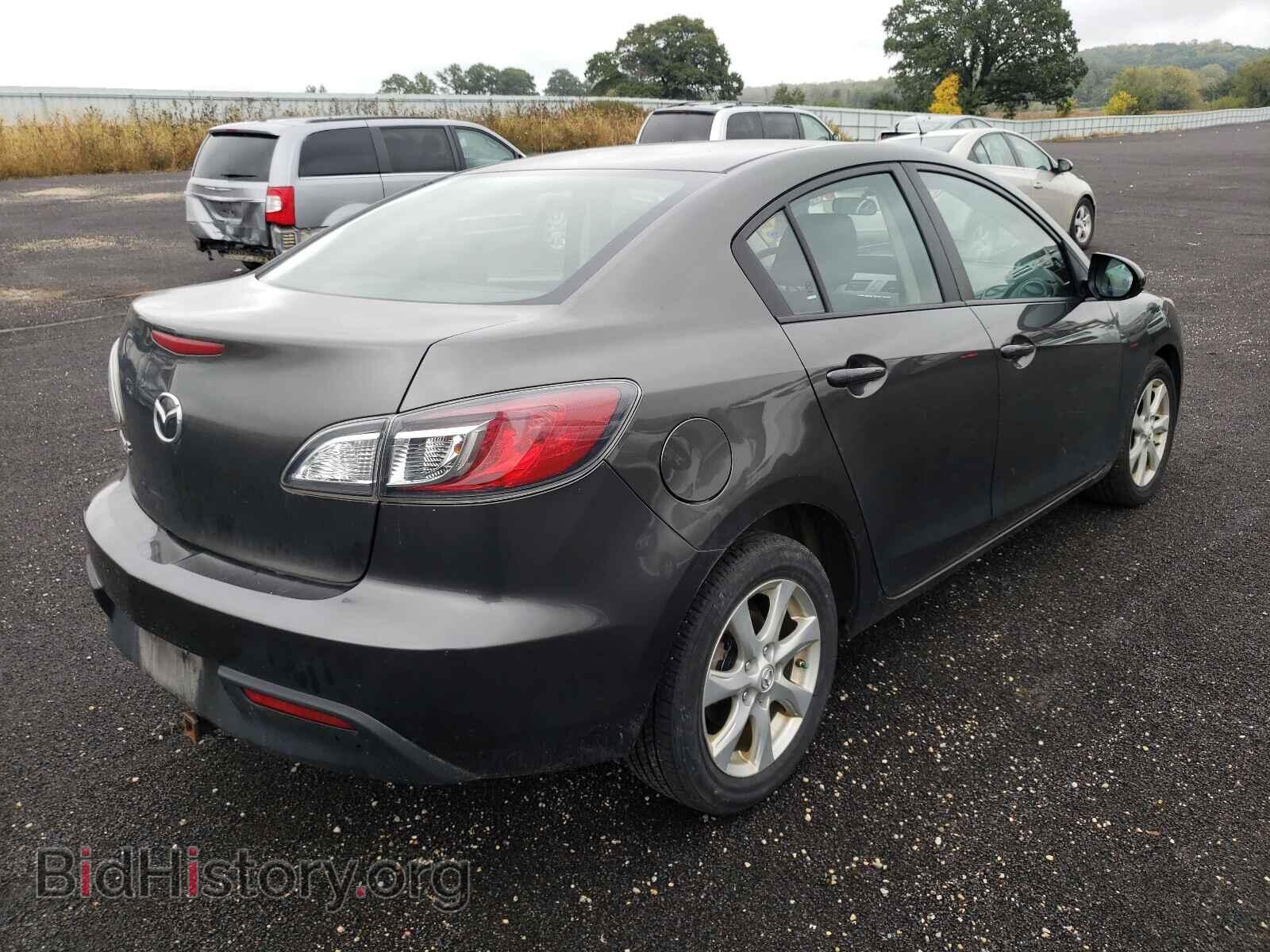 2011 MAZDA 3 - VIN: JM1BL1VFXB1383381 - Photo 4