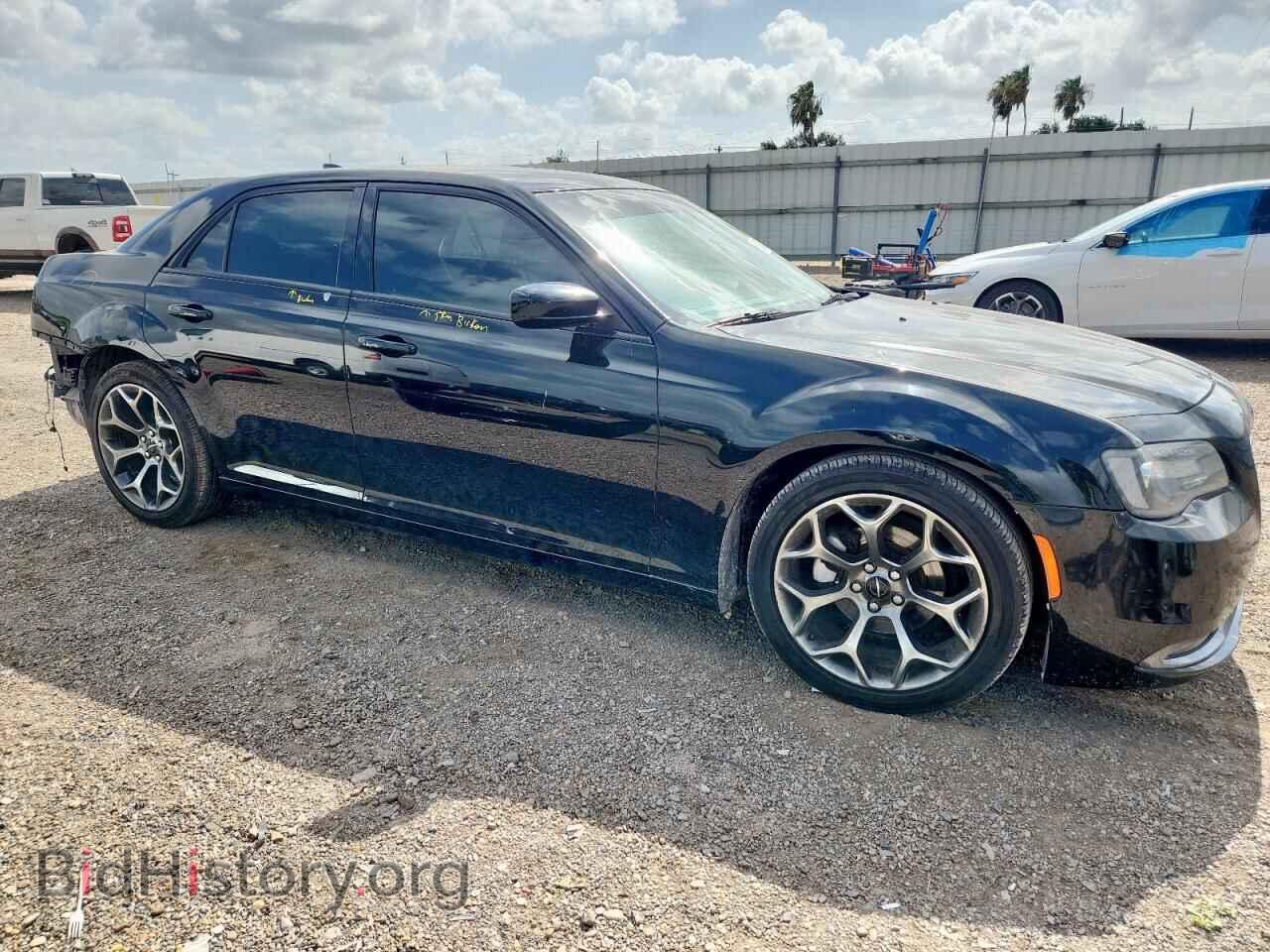 2016 CHRYSLER 300 - VIN: 2C3CCABG6GH252589 - Фото 4