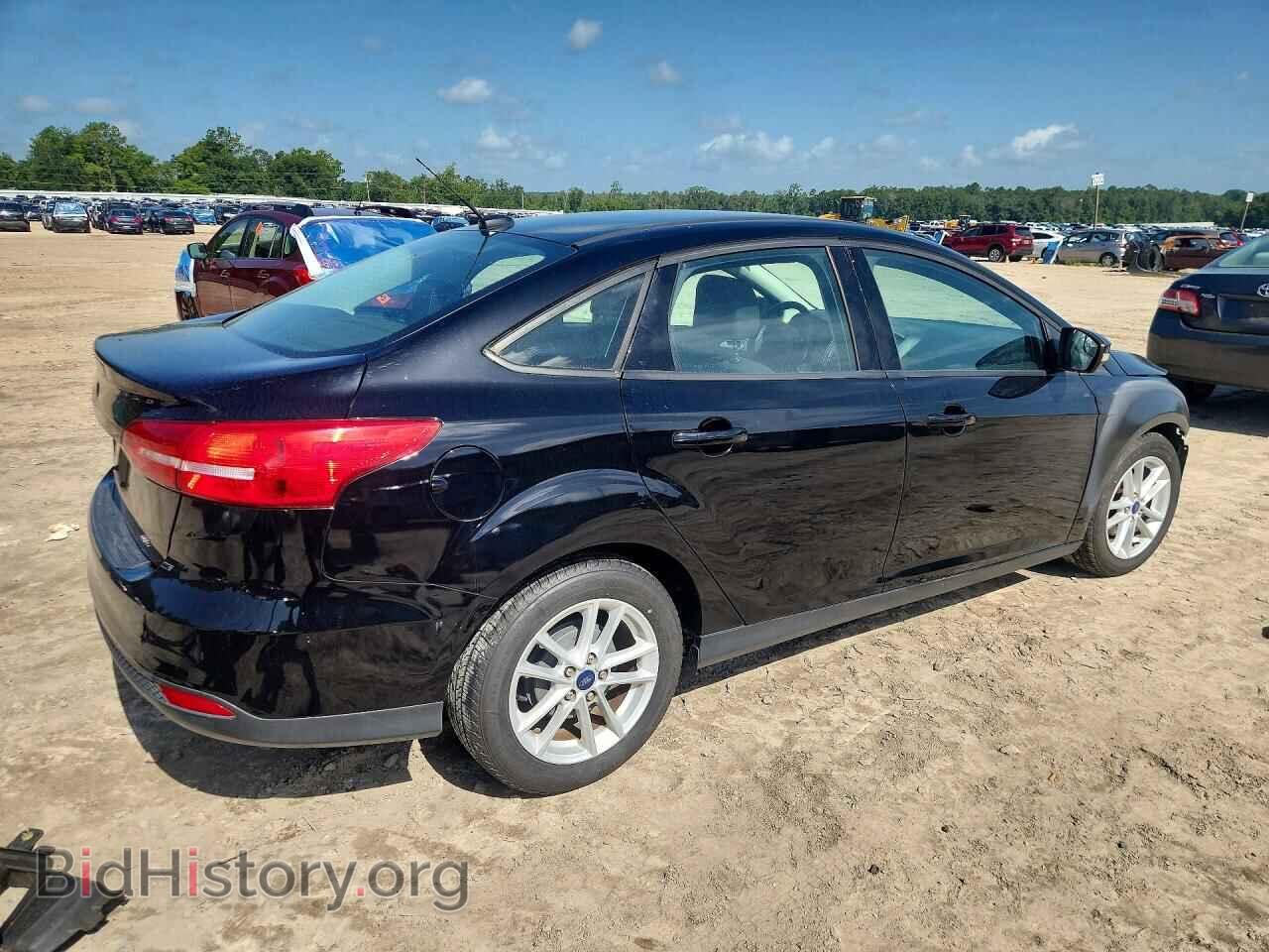 2017 FORD FOCUS - VIN: 1FADP3F2XHL227767 - Photo 3