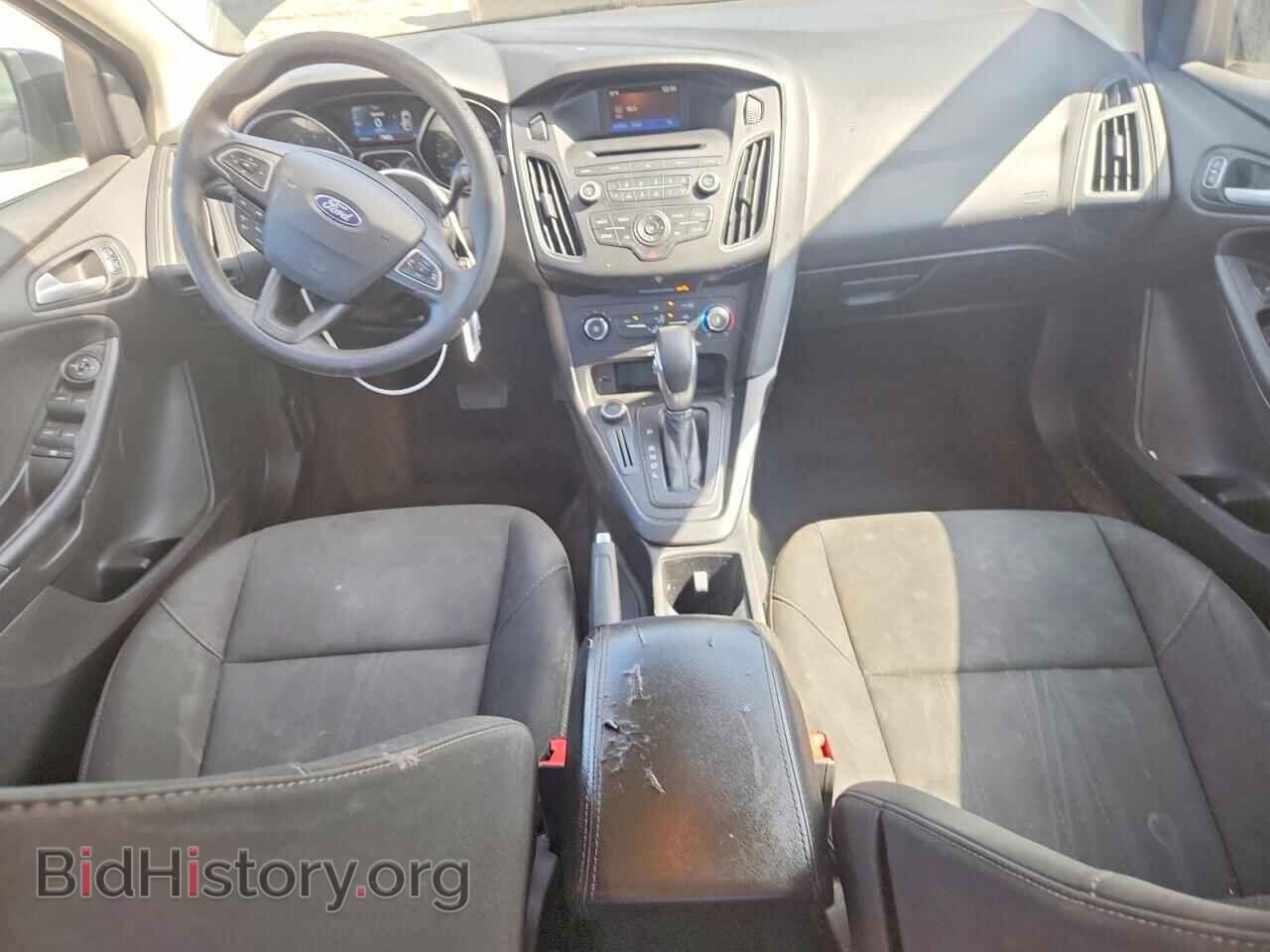 2017 FORD FOCUS - VIN: 1FADP3F2XHL227767 - Photo 8