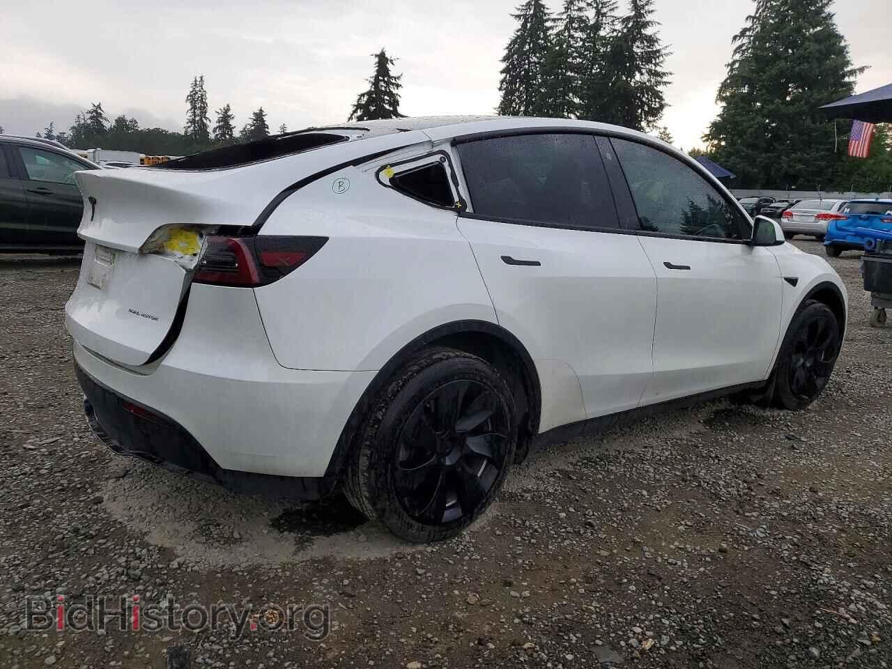 2023 TESLA MODEL Y - VIN: 7SAYGDEEXPF682572 - Photo 3