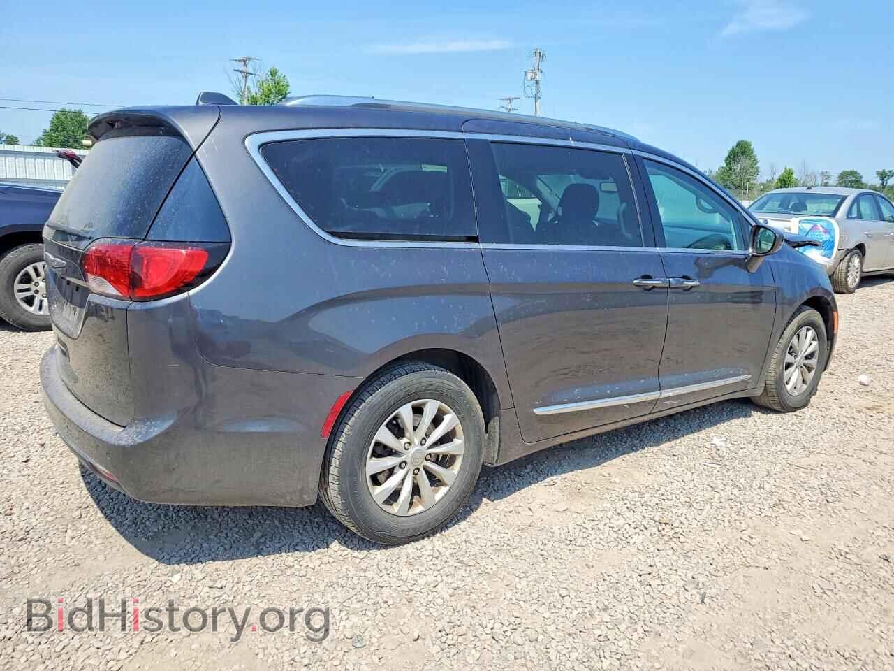 2019 CHRYSLER PACIFICA - VIN: 2C4RC1BG1KR616149 - Photo 3