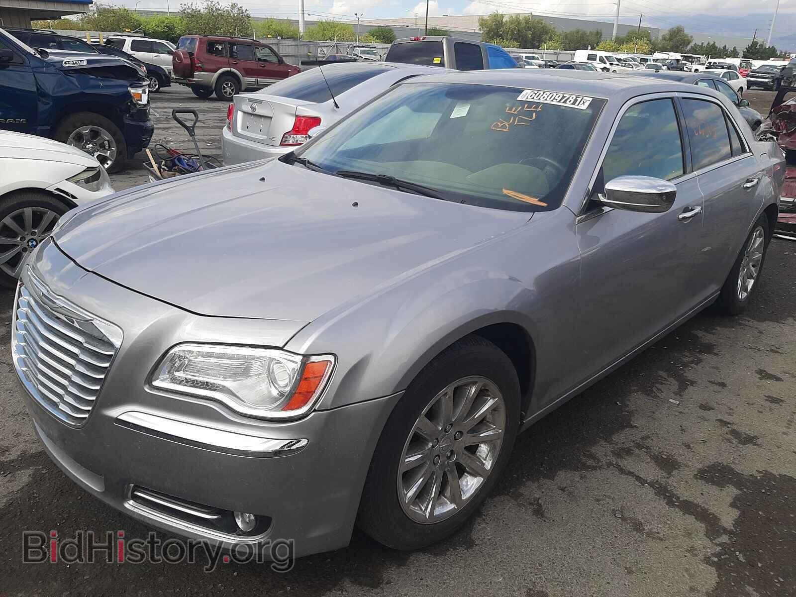 2013 CHRYSLER 300 - VIN: 2C3CCAET9DH658760 - Фото 2