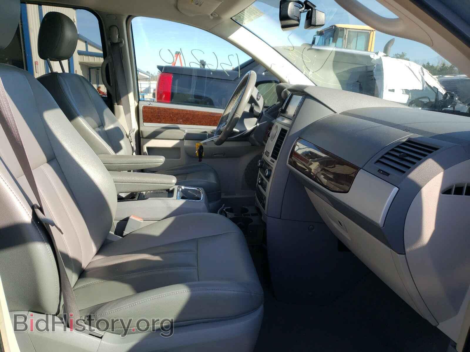 2010 CHRYSLER MINIVAN - VIN: 2A4RR5D1XAR170512 - Фото 5