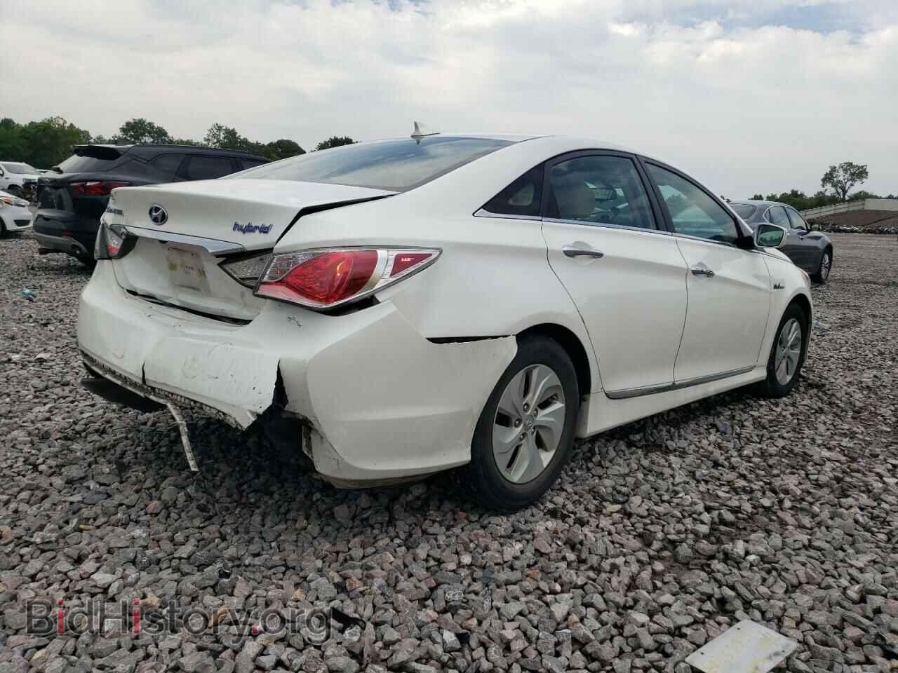 2014 HYUNDAI SONATA - VIN: KMHEC4A40EA108542 - Фото 3