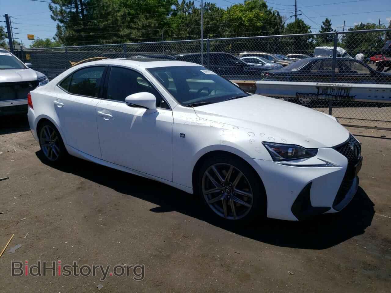 2018 LEXUS IS - VIN: JTHBA1D29J5082627 - Фото 4