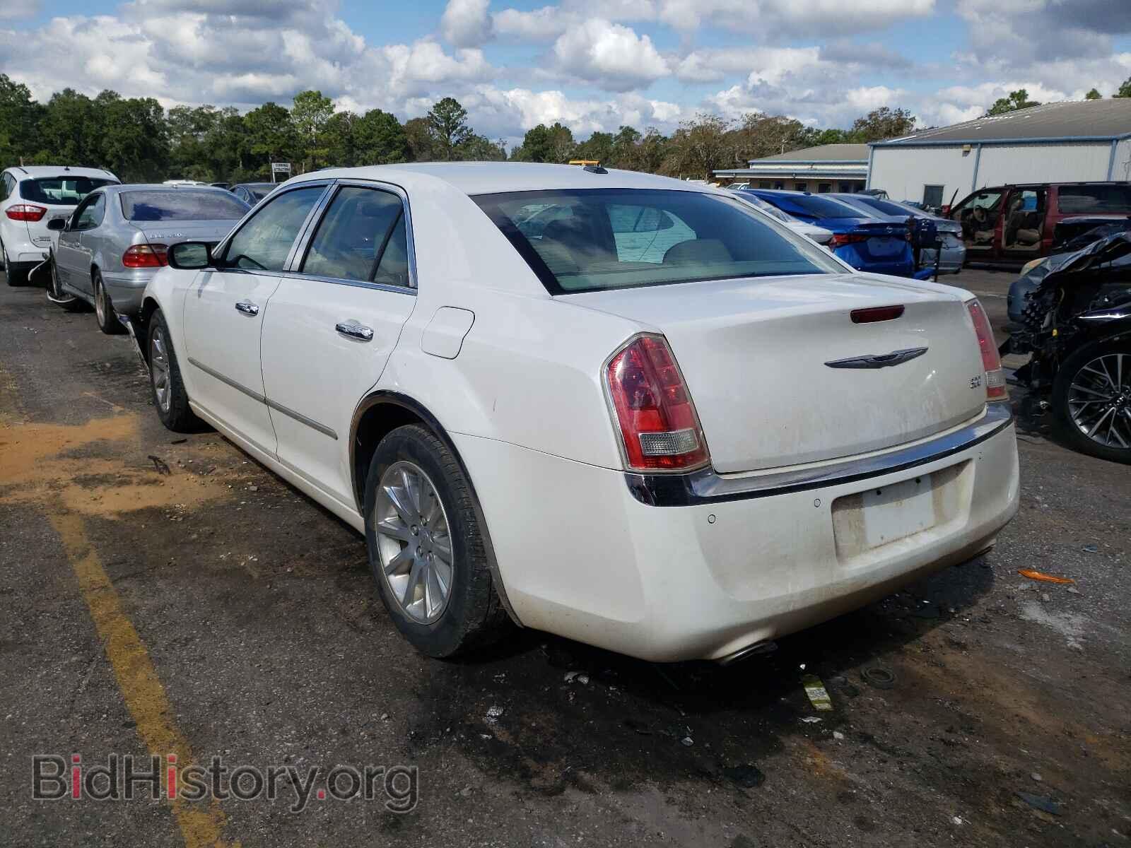 2012 CHRYSLER 300 - VIN: 2C3CCACG3CH173289 - Фото 3