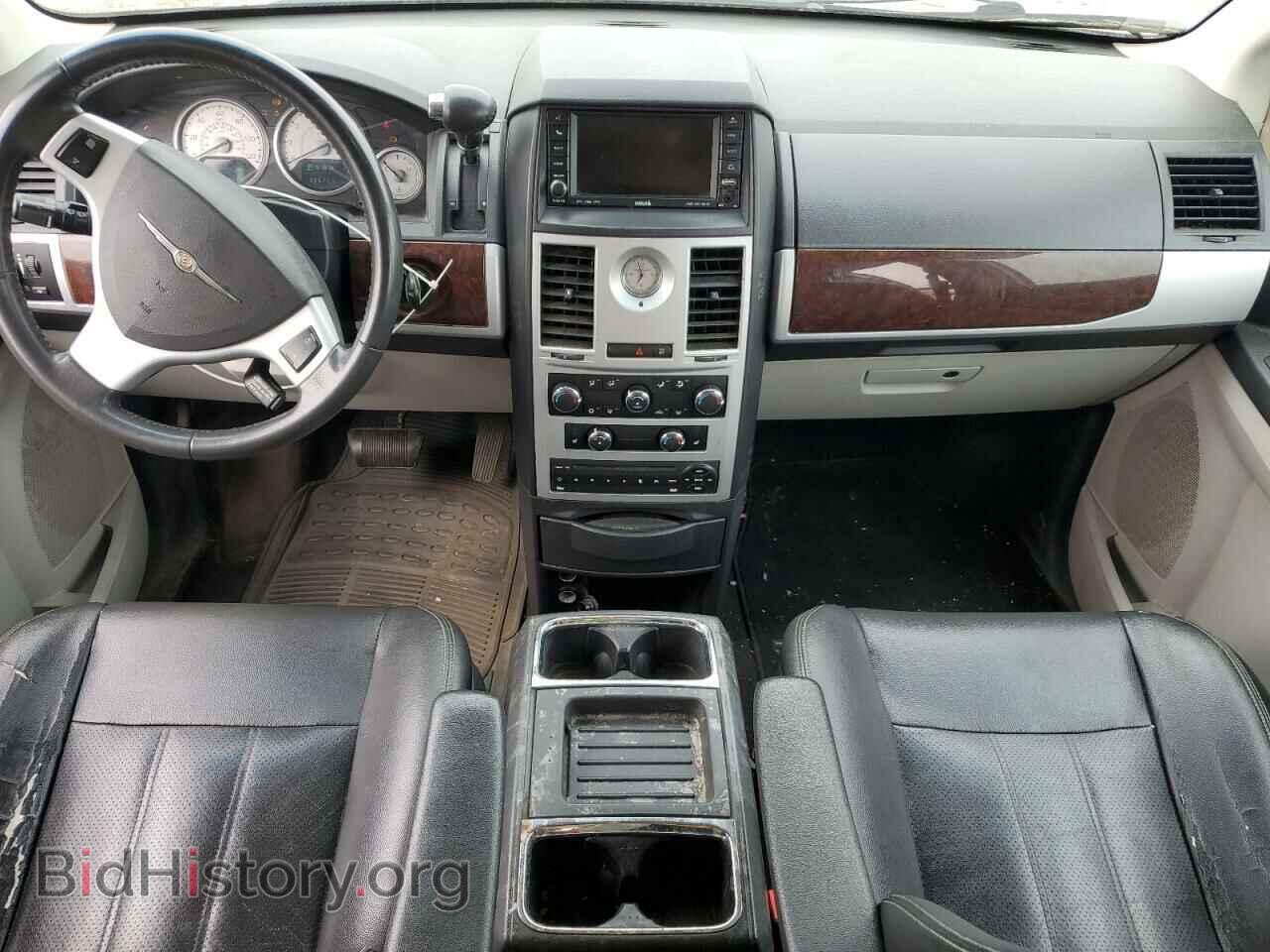 2010 CHRYSLER MINIVAN - VIN: 2A4RR8DXXAR495490 - Фото 8