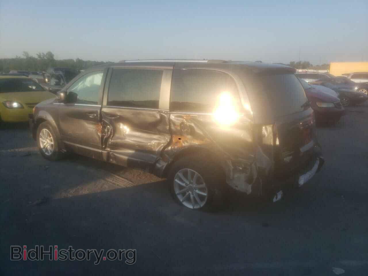 2019 DODGE CARAVAN - VIN: 2C4RDGCG0KR770883 - Фото 2