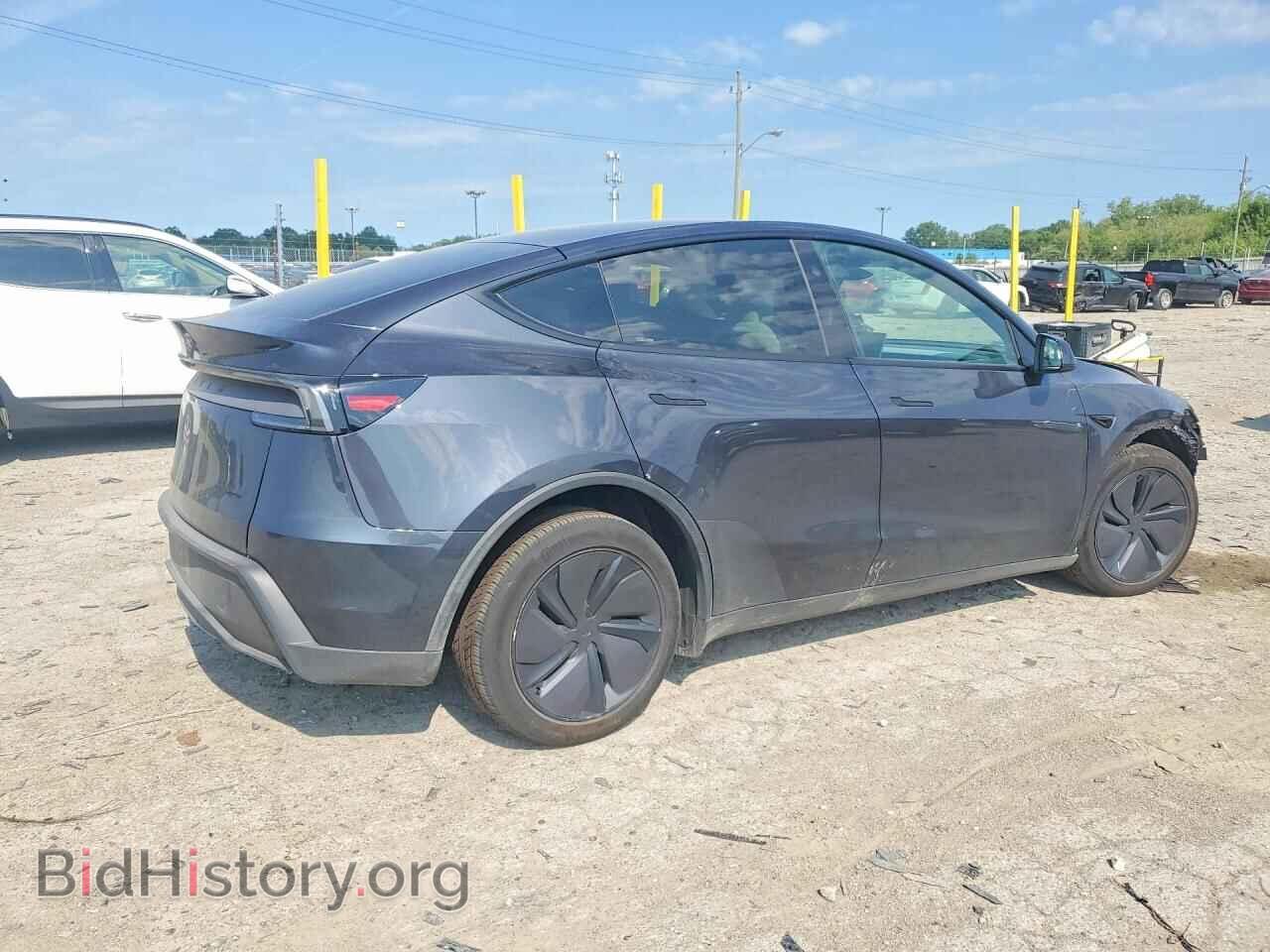2026 TESLA MODEL Y - VIN: 7SAYGDEE4TF574586 - Фото 3
