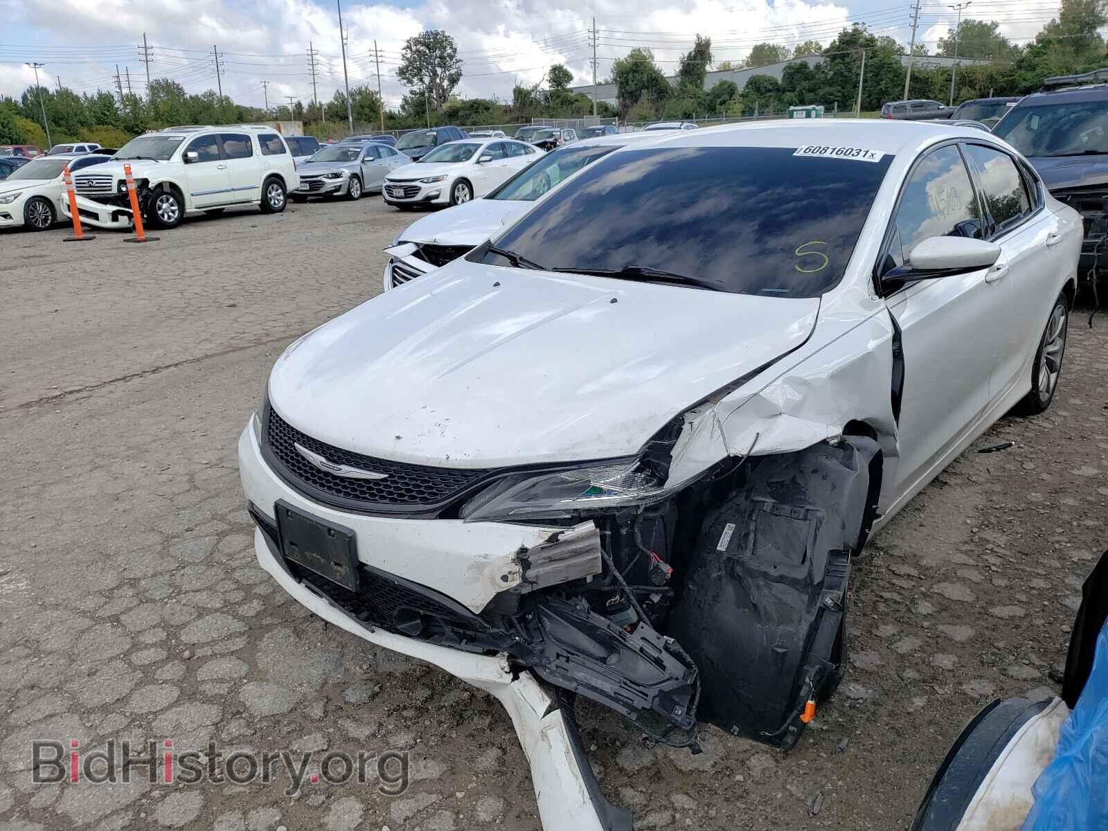 2016 CHRYSLER 200 - VIN: 1C3CCCBBXGN130177 - Фото 2