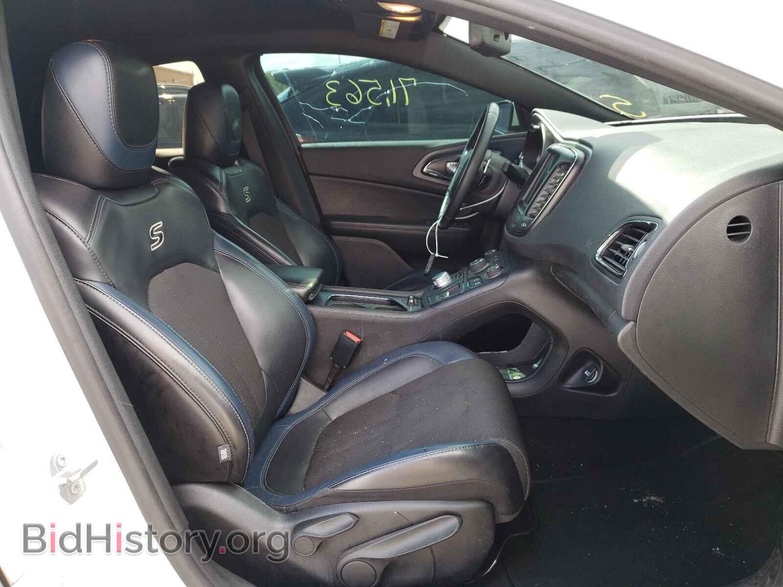 2016 CHRYSLER 200 - VIN: 1C3CCCBBXGN130177 - Фото 5