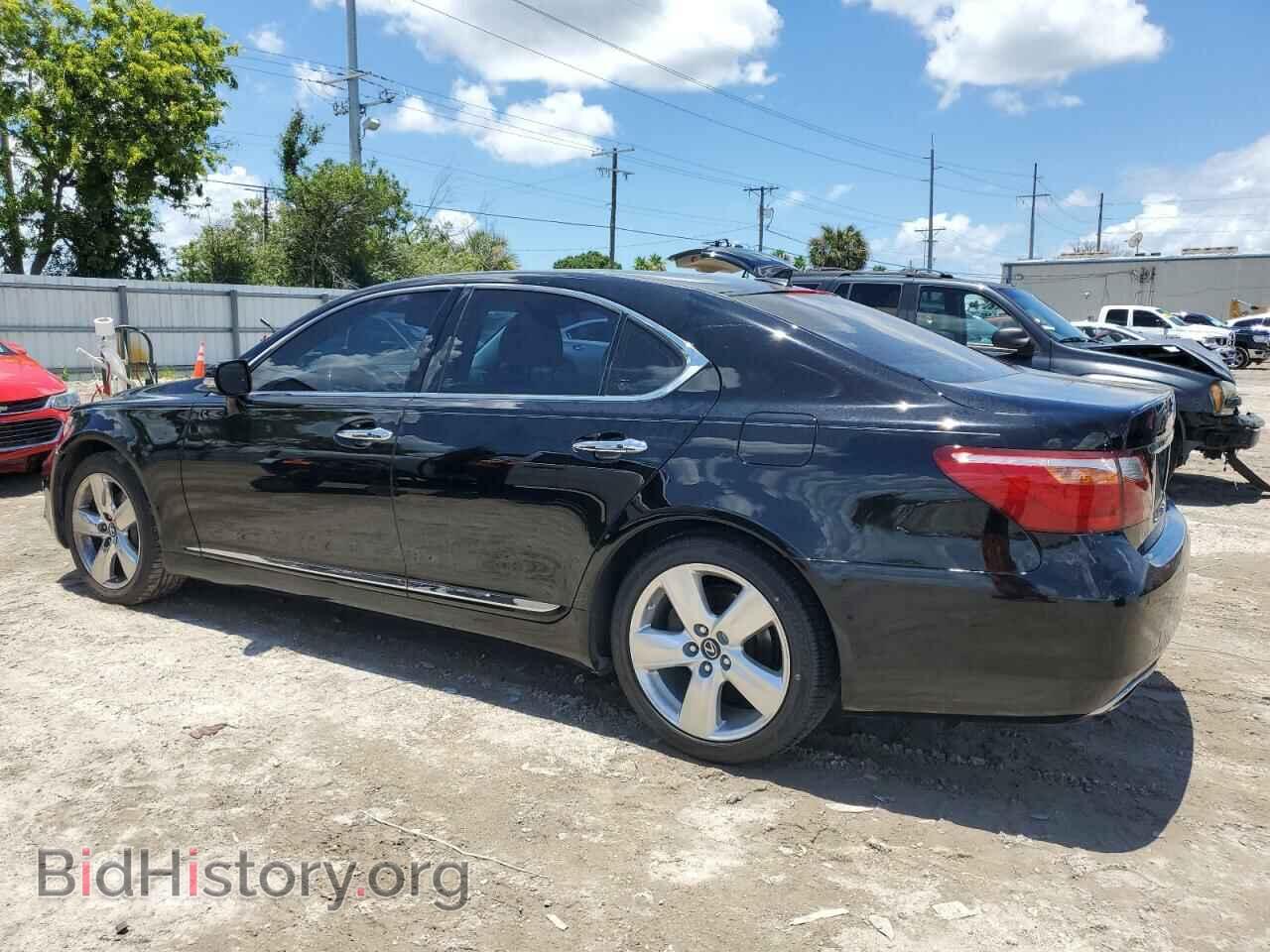 2012 LEXUS LS460 - VIN: JTHBL5EF3C5109813 - Photo 2