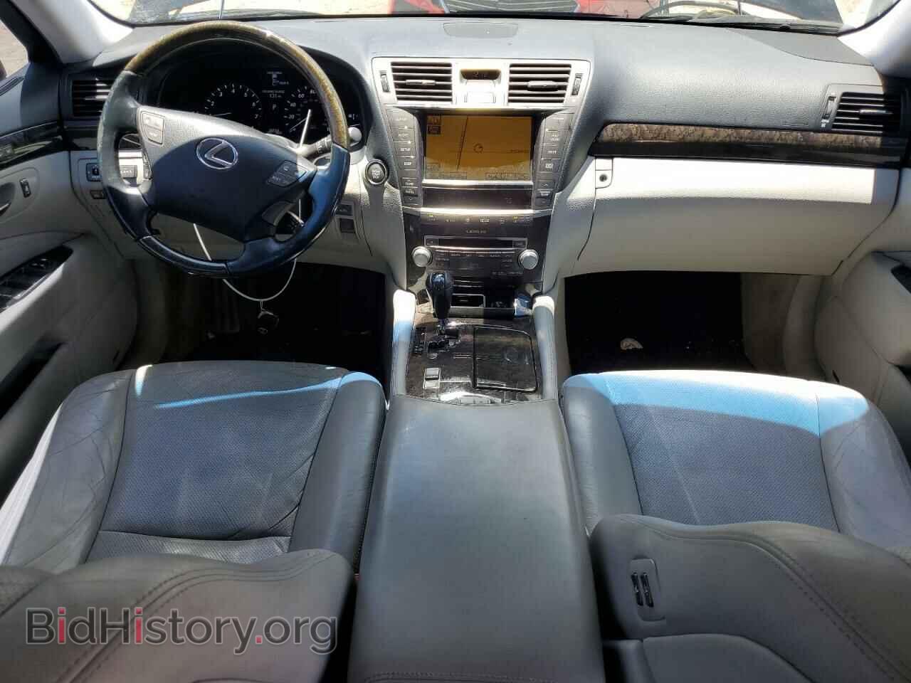 2012 LEXUS LS460 - VIN: JTHBL5EF3C5109813 - Photo 8