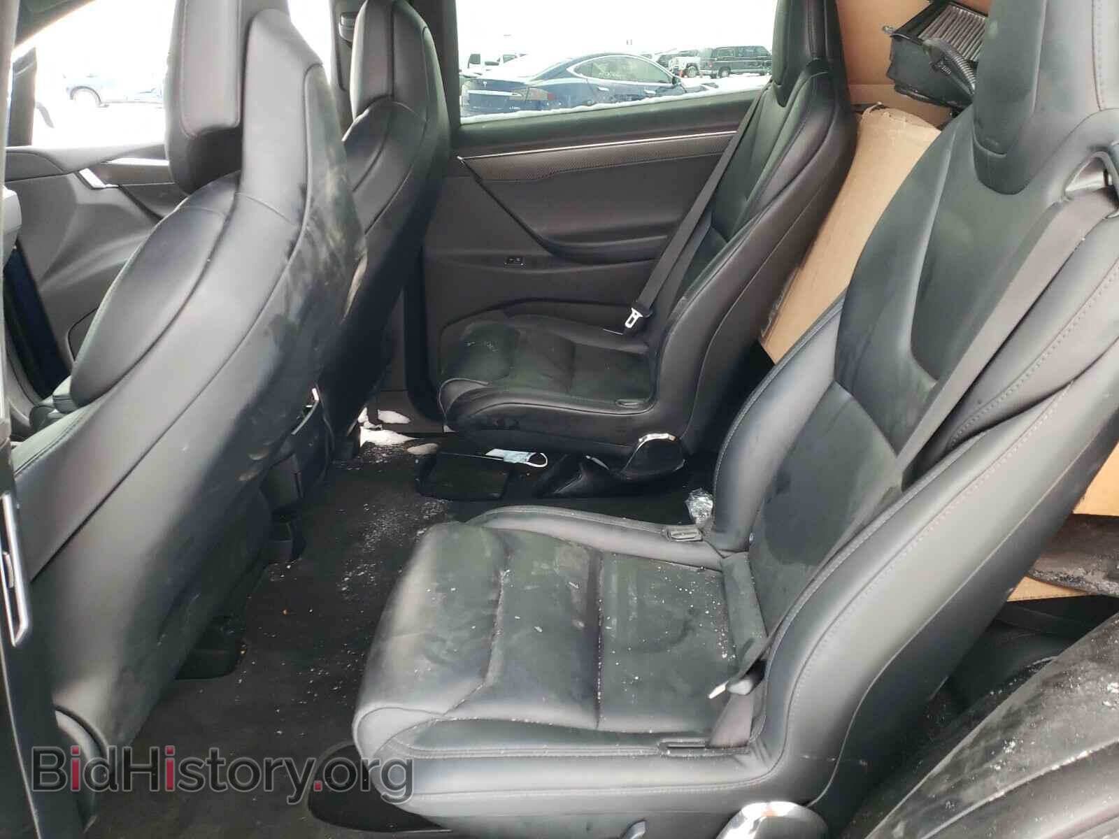 2017 TESLA MODEL X - VIN: 5YJXCBE21HF077016 - Photo 6