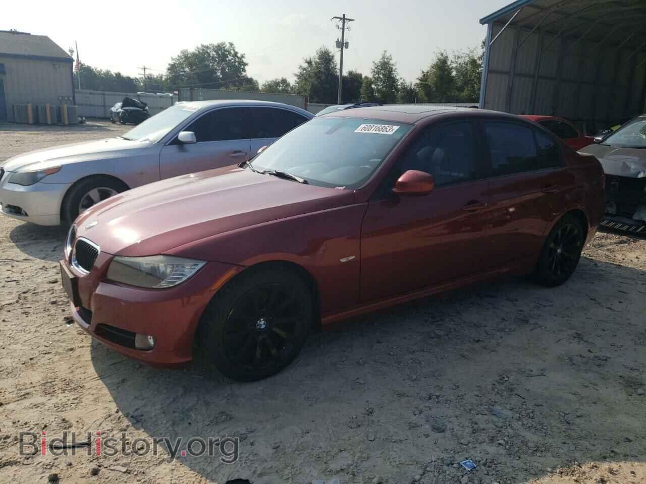 Photo WBAPH7C57BE674690 - BMW 3 SERIES 2011
