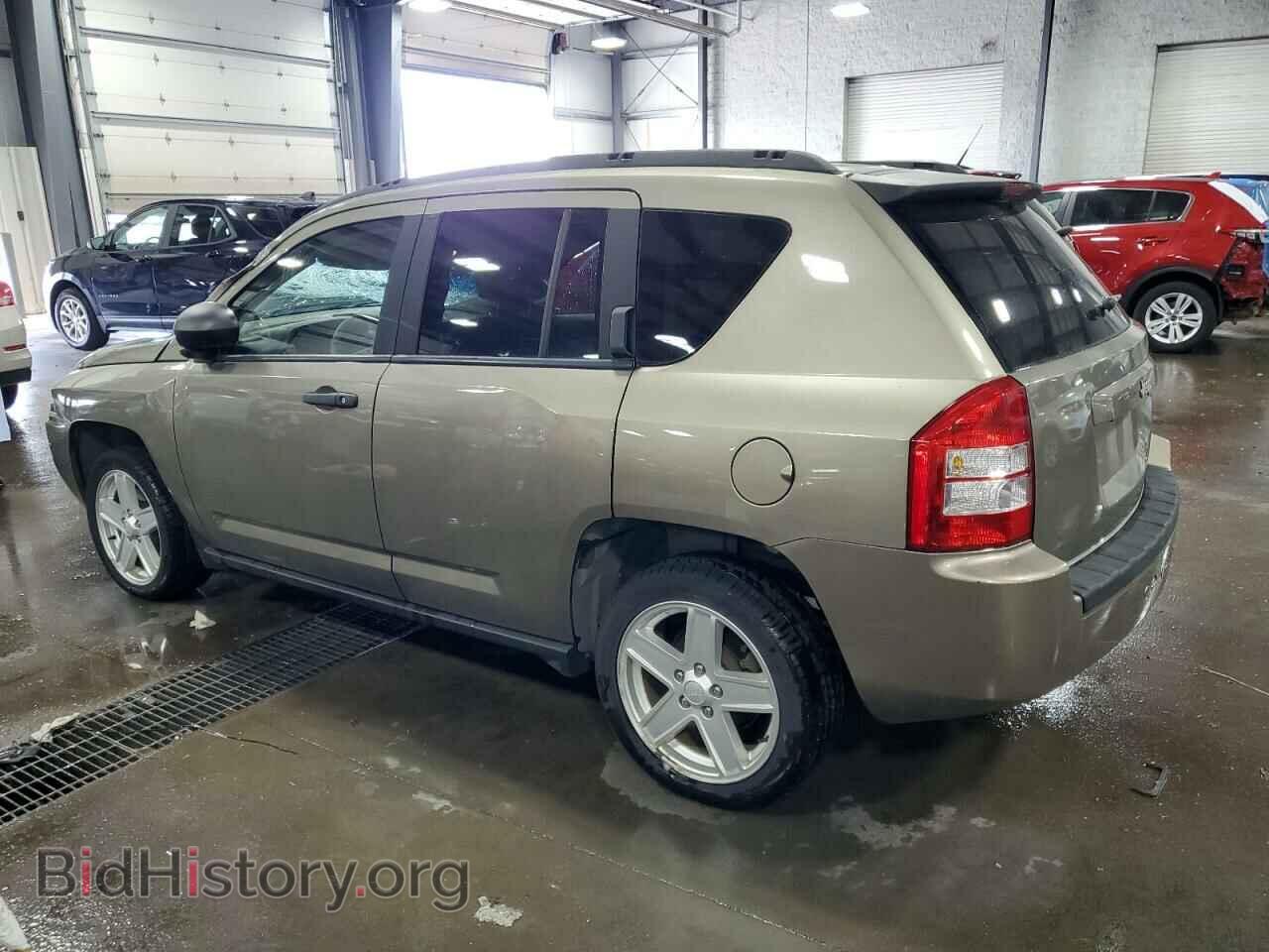 2007 JEEP COMPASS - VIN: 1J8FT47W37D118932 - Photo 2
