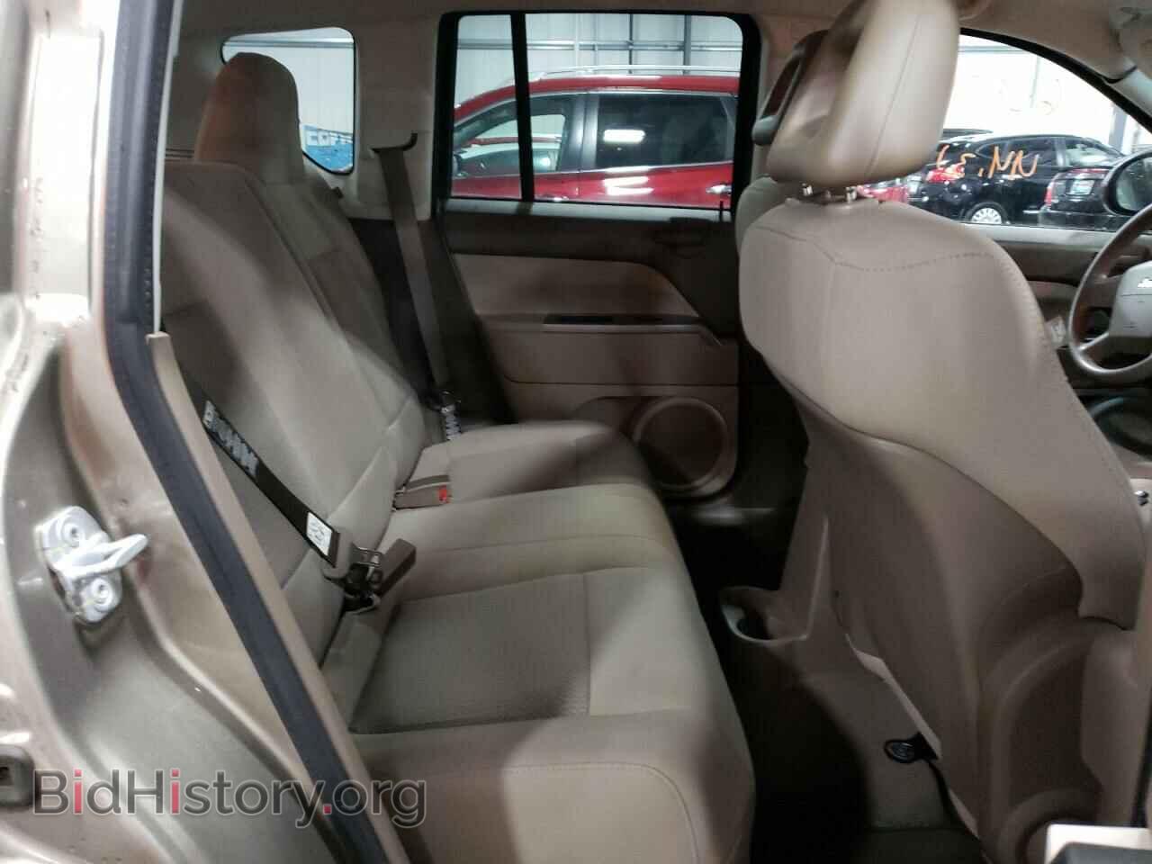 2007 JEEP COMPASS - VIN: 1J8FT47W37D118932 - Photo 10