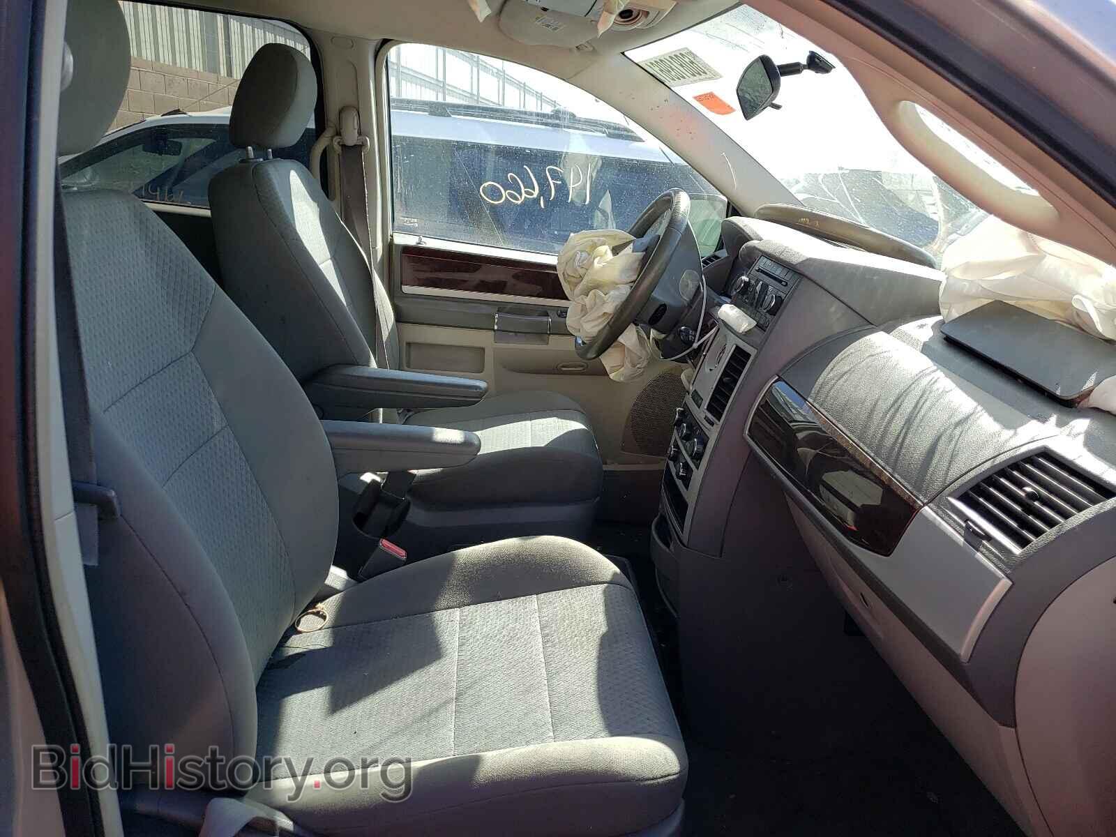 2010 CHRYSLER MINIVAN - VIN: 2A4RR5D16AR270638 - Photo 5