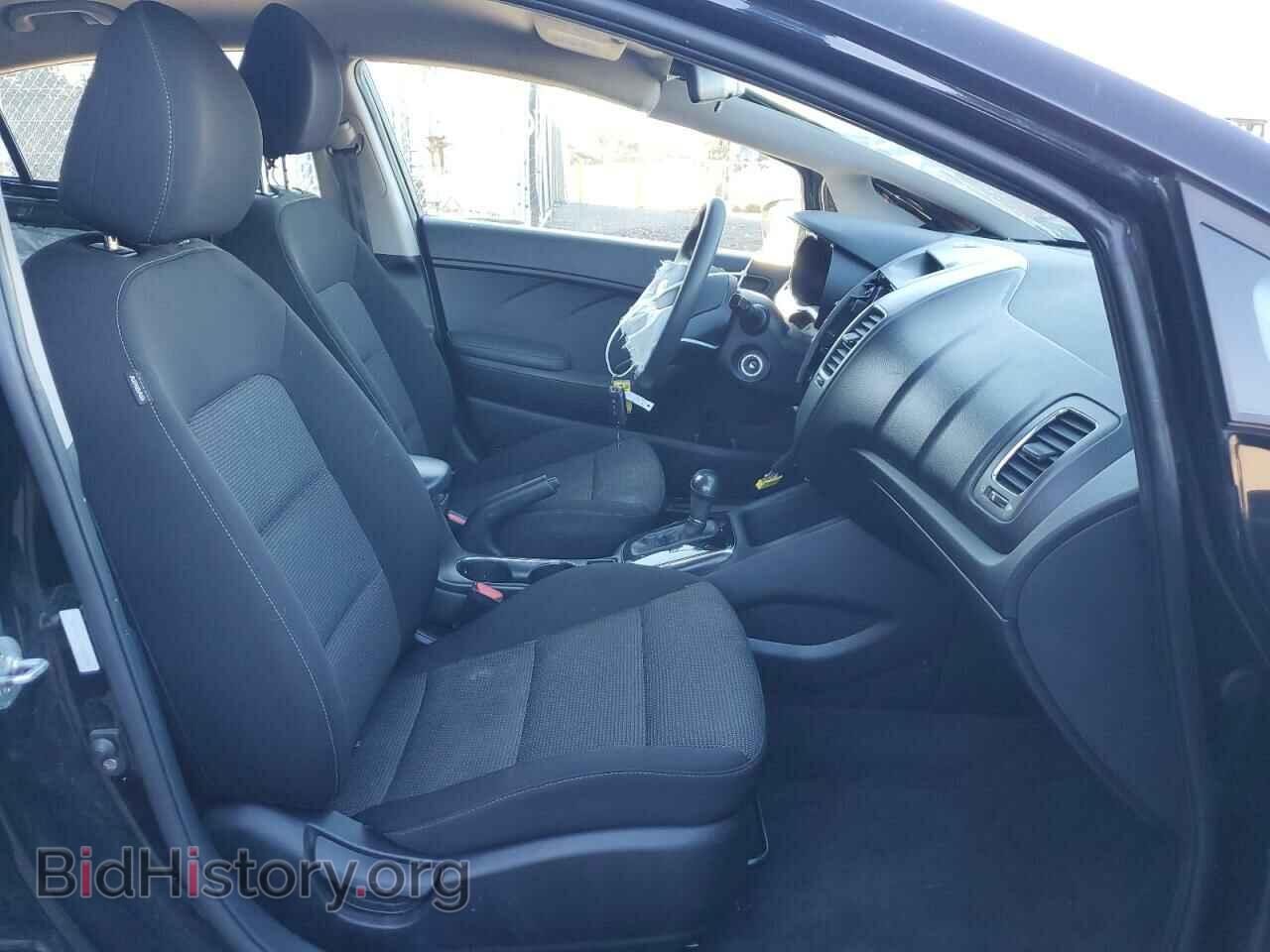 2017 KIA FORTE - VIN: 3KPFK4A73HE084938 - Фото 5