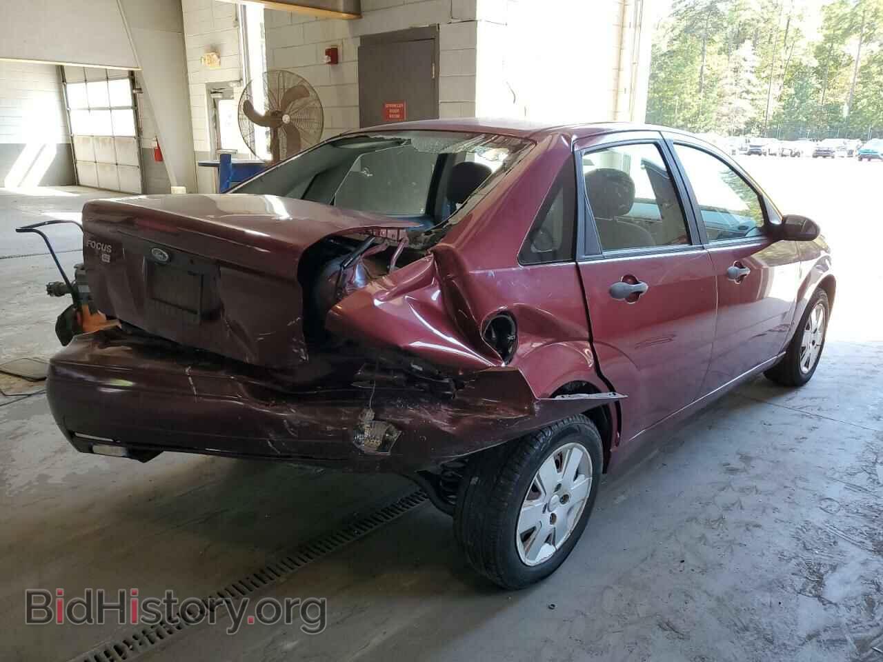 2007 FORD FOCUS - VIN: 1FAFP34N77W119934 - Photo 4
