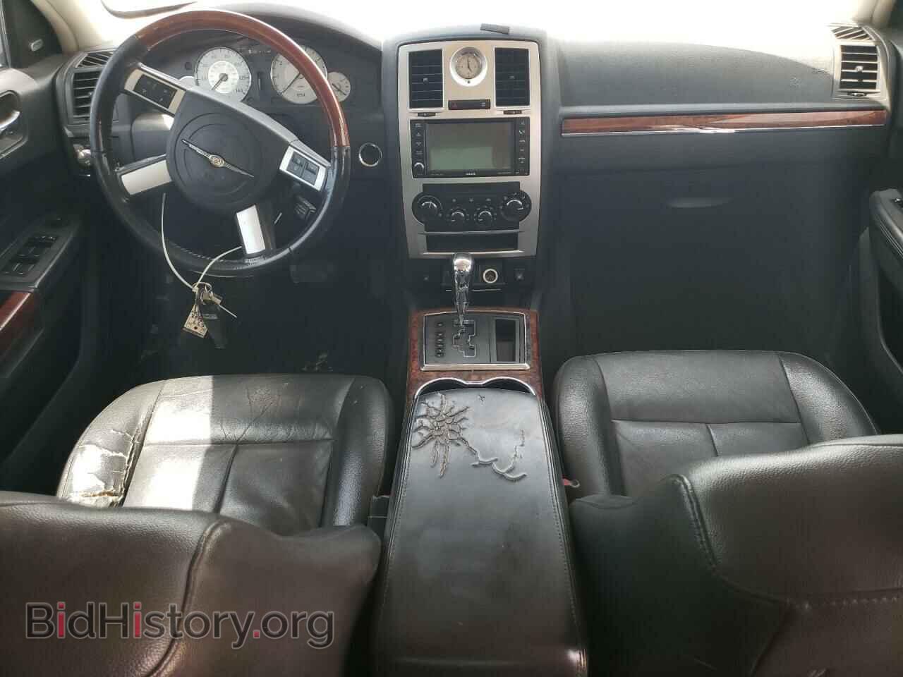 2008 CHRYSLER 300 - VIN: 2C3LA33G58H284712 - Фото 8