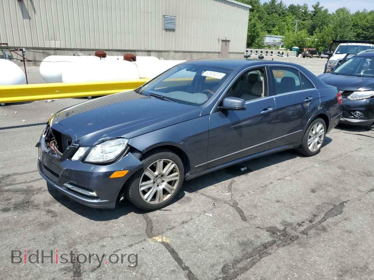 Photo WDDHF8JB0DA738385 - MERCEDES-BENZ E-CLASS 2013