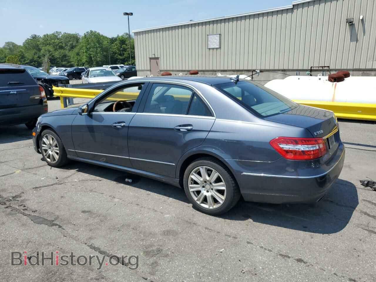 2013 MERCEDES-BENZ E-CLASS - VIN: WDDHF8JB0DA738385 - Фото 2