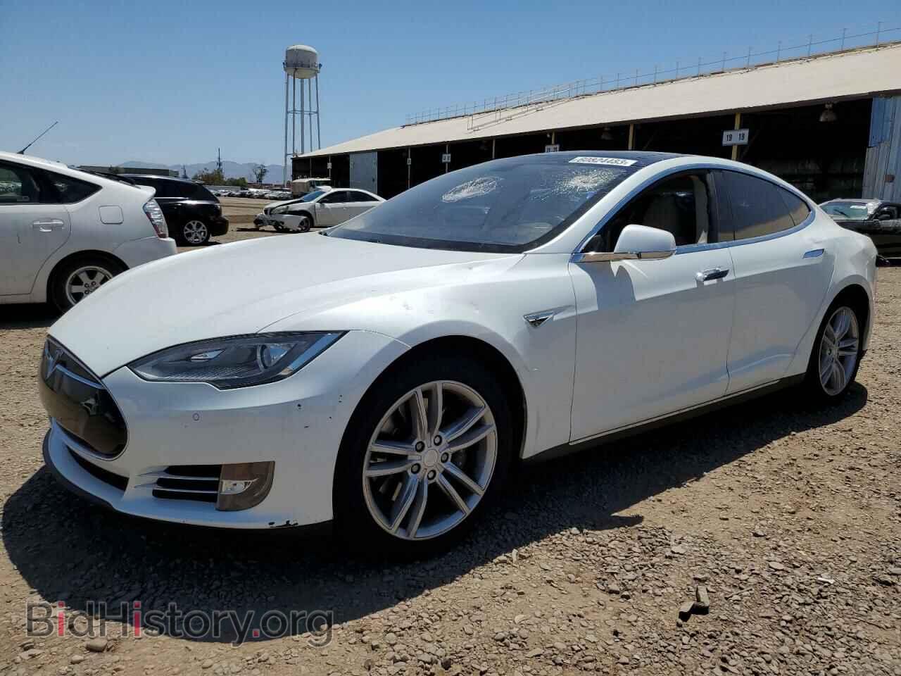 Фотография 5YJSA1CP1DFP25828 - TESLA MODEL S 2013