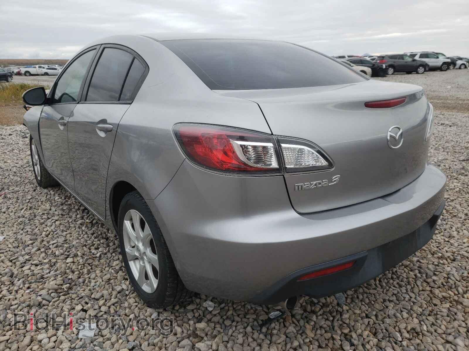 2011 MAZDA 3 - VIN: JM1BL1VG4B1389766 - Фото 3