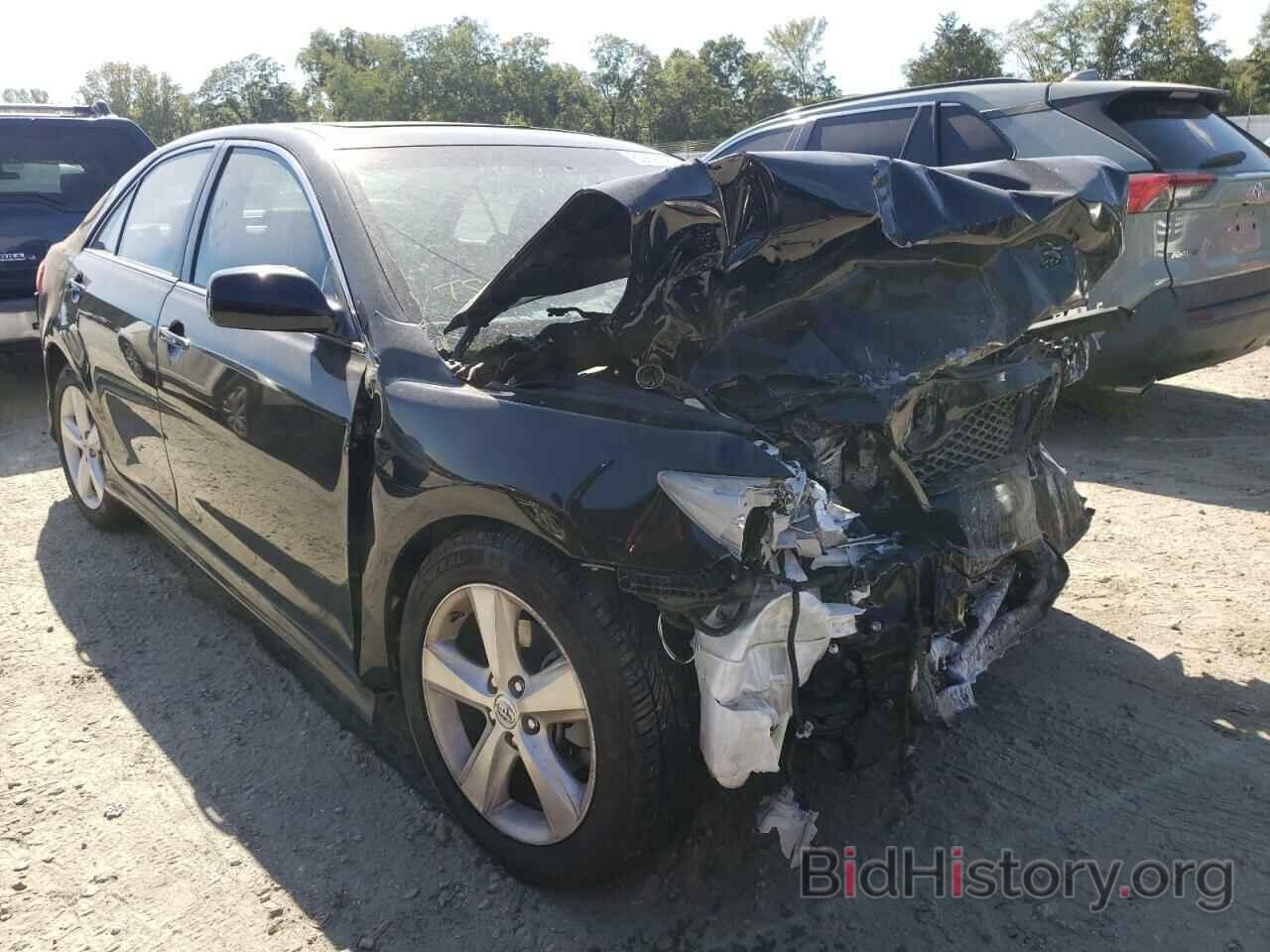 Photo 4T1BF3EK1BU777538 - TOYOTA CAMRY 2011