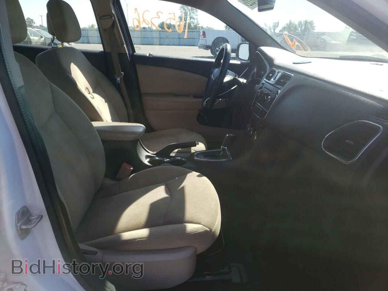 2012 CHRYSLER 200 - VIN: 1C3CCBAG9CN168615 - Фото 5
