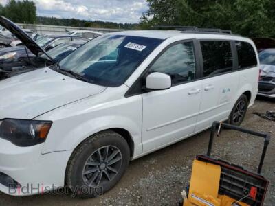 2017 Dodge CARAVAN Grand Cara, white — VIN 2C4RDGEG5HR697807, Copart