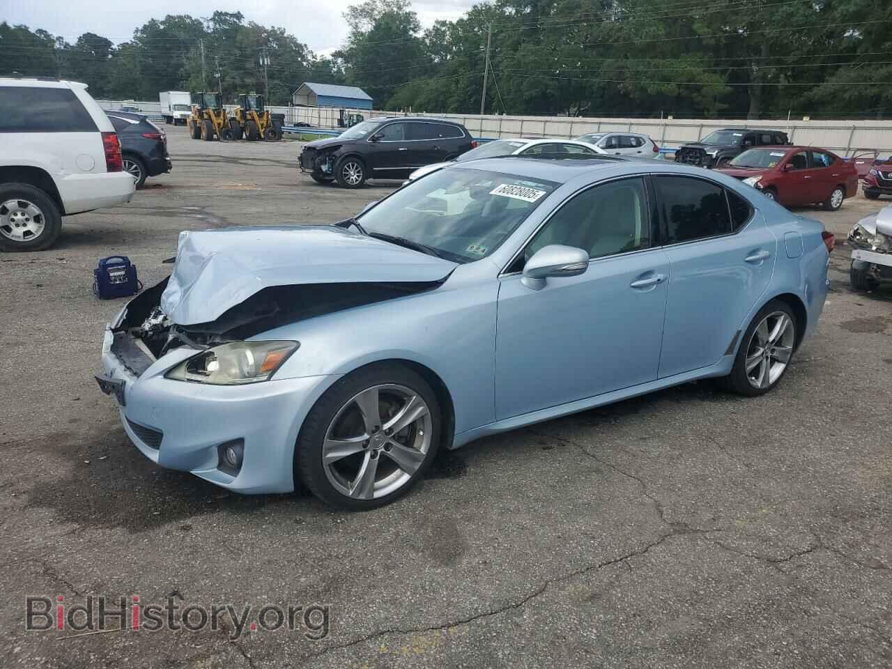 Photo JTHBF5C2XB5153684 - LEXUS IS 2011