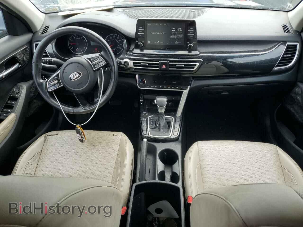 2021 KIA SELTOS - VIN: KNDERCAA9M7106495 - Фото 8