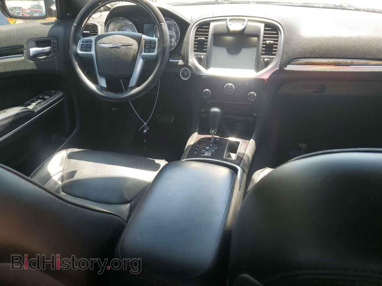 2011 CHRYSLER 300 - VIN: 2C3CA6CT2BH514020 - Фото 8