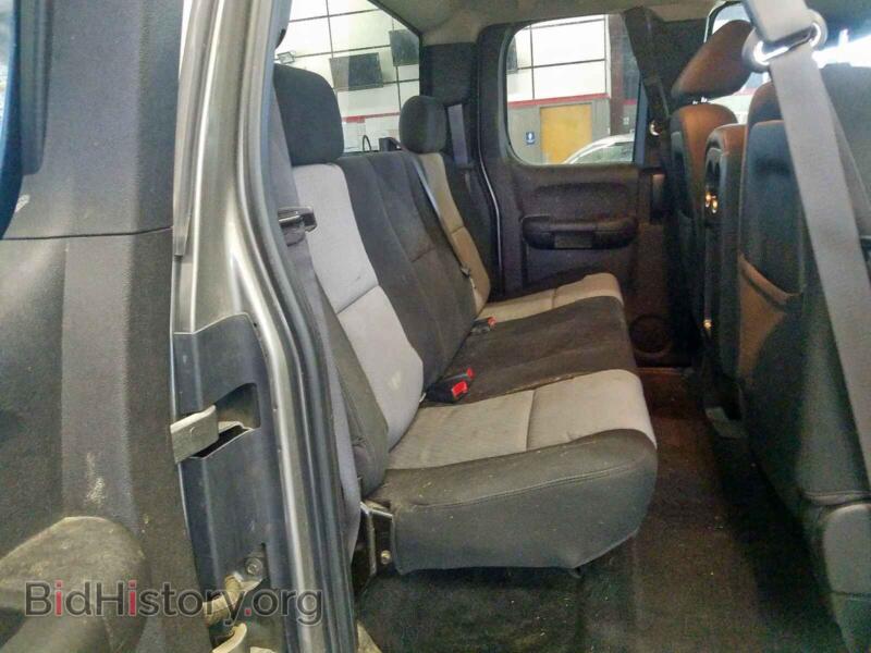 2009 Chevrolet SILVERADO (VIN 1GCEC19C49Z266405) — фото 6 из 10