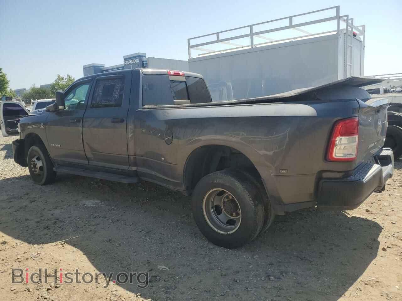 2022 RAM 3500 - VIN: 3C63RRGL2NG242533 - Photo 2
