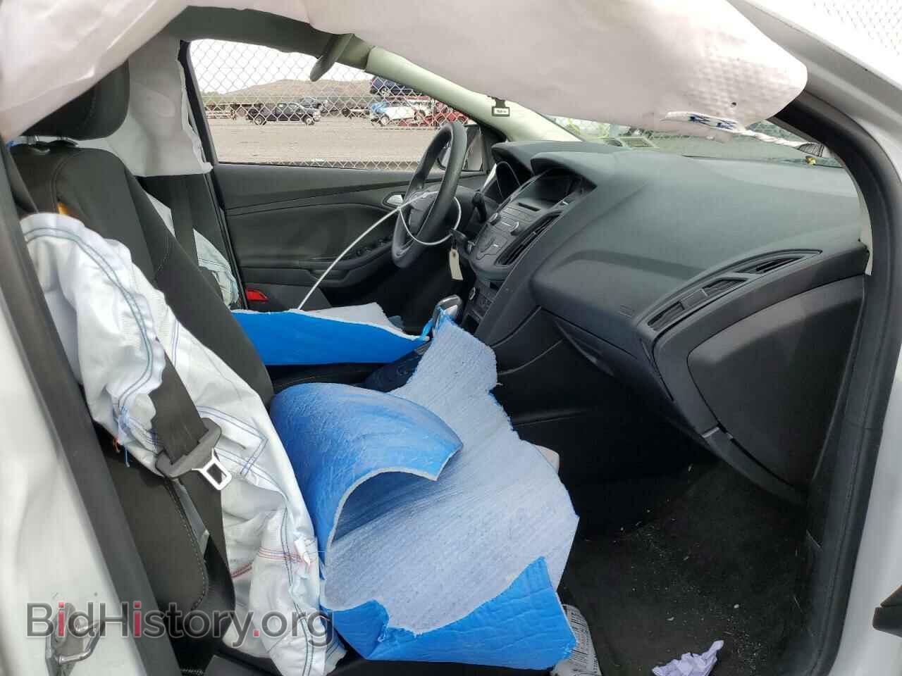 2016 FORD FOCUS - VIN: 1FADP3F23GL319897 - Photo 5