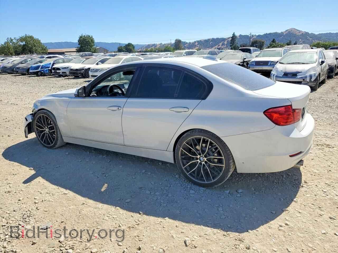 2014 BMW 3 SERIES - VIN: WBA3C1C58EK114306 - Фото 2