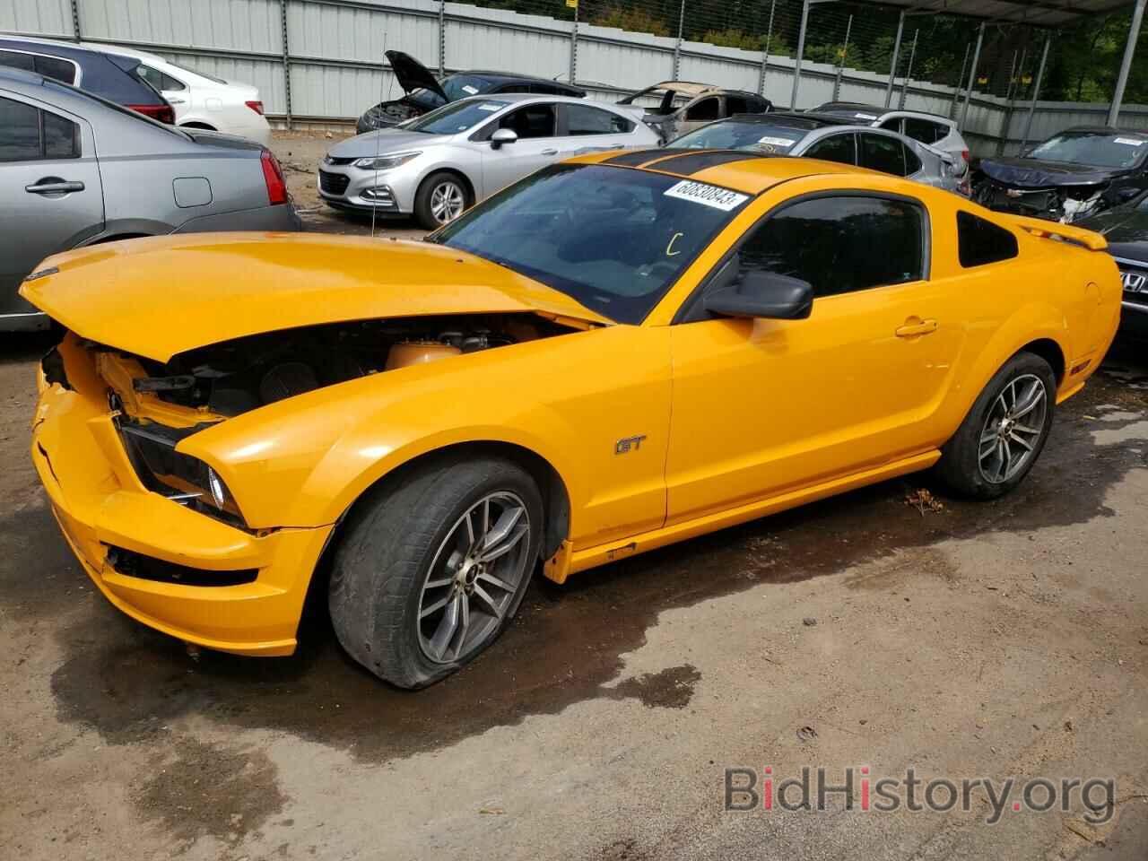 Photo 1ZVFT82H275216476 - FORD MUSTANG 2007