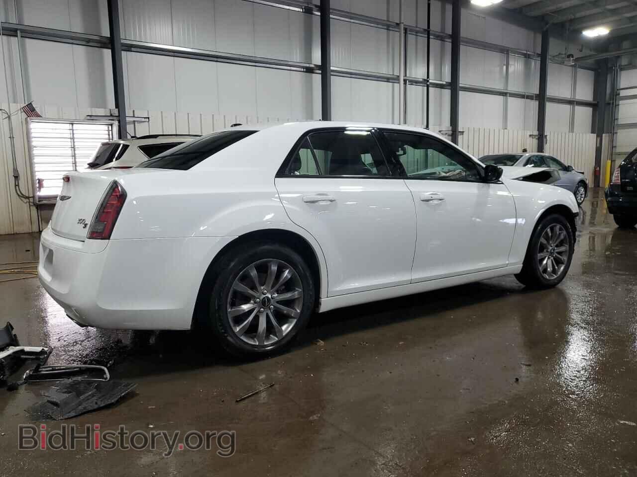 2014 CHRYSLER 300 - VIN: 2C3CCAGG6EH309718 - Фото 3