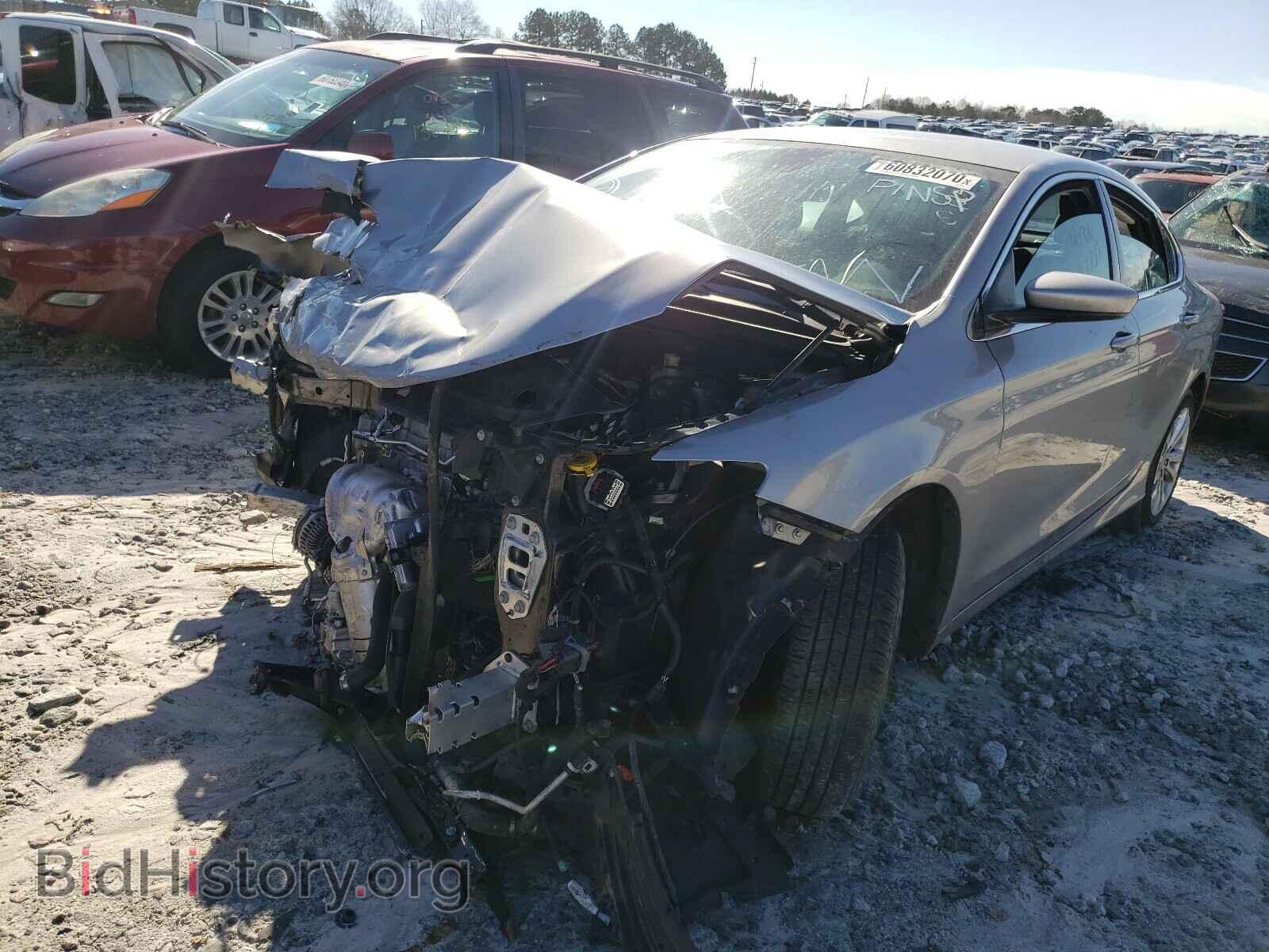 2016 CHRYSLER 200 - VIN: 1C3CCCFB3GN194765 - Photo 2