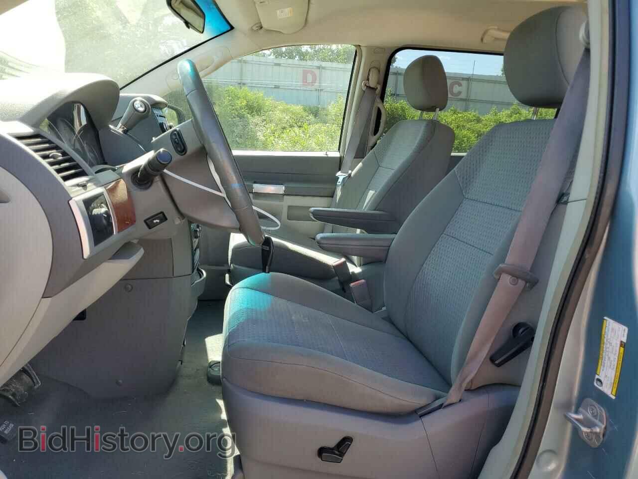 2008 CHRYSLER MINIVAN - VIN: 2A8HR54P88R675909 - Фото 7