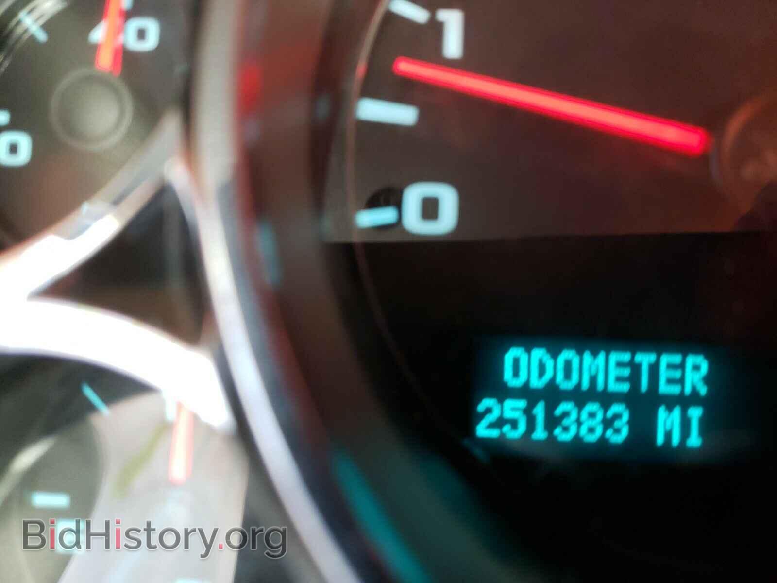 2010 GMC SIERRA - VIN: 1GTSKVE33AZ228591 - Фото 8
