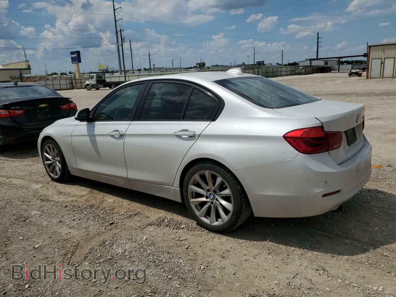 2016 BMW 3 SERIES - VIN: WBA8E1G52GNT99130 - Фото 2