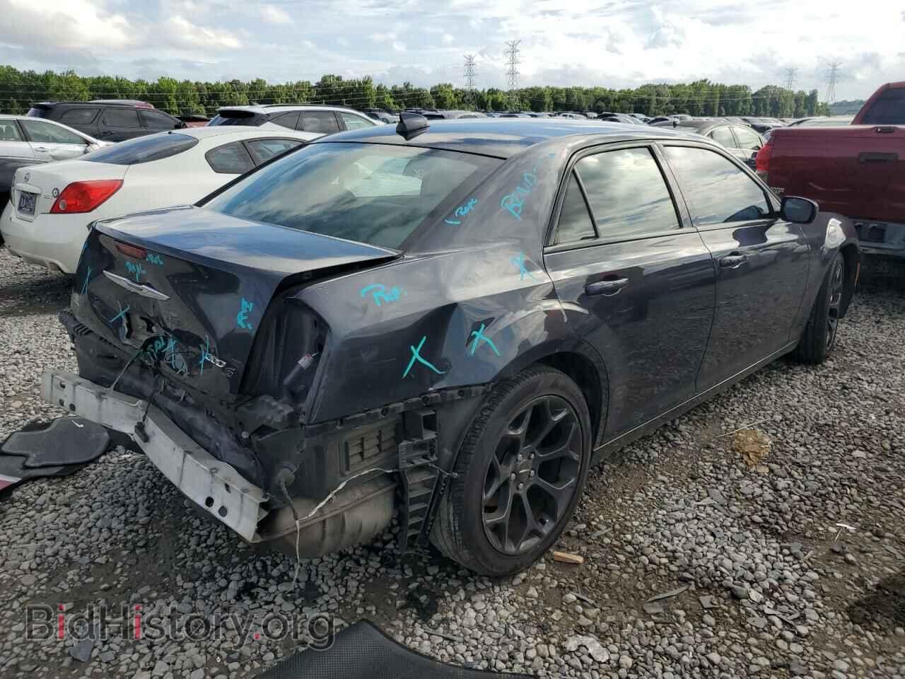 2019 CHRYSLER 300 - VIN: 2C3CCABG9KH516347 - Фото 3